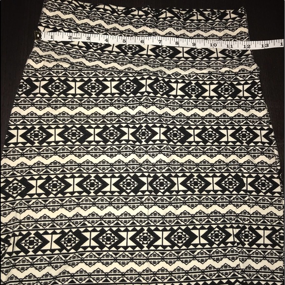 🚫$5 cute skirt - Picture 3 of 4